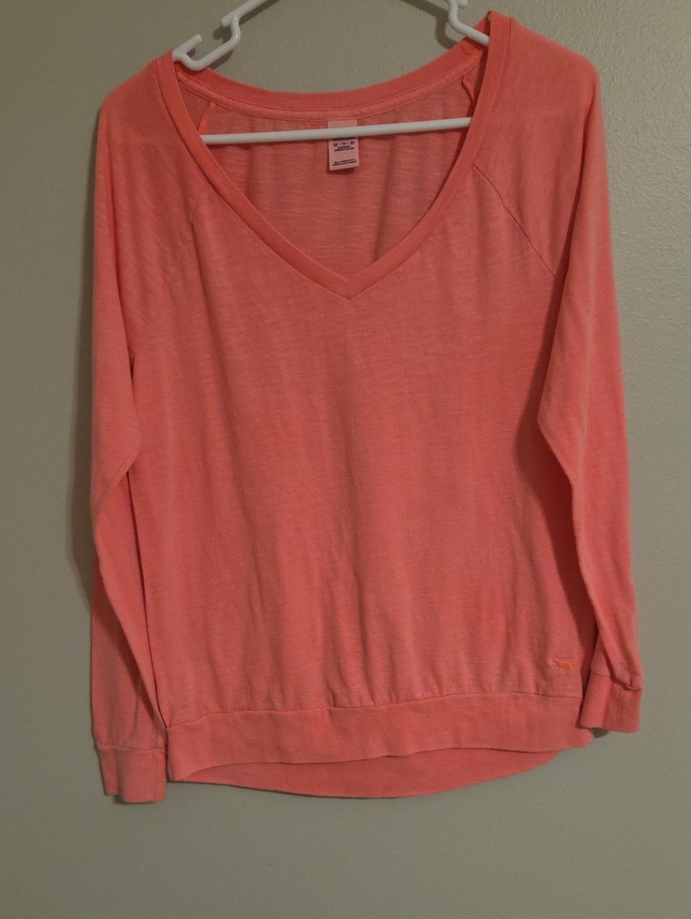 PINK Victoria's Secret Hot Pink V-Neck Lightweight Long Sleeve Shirt - Picture 1 of 3